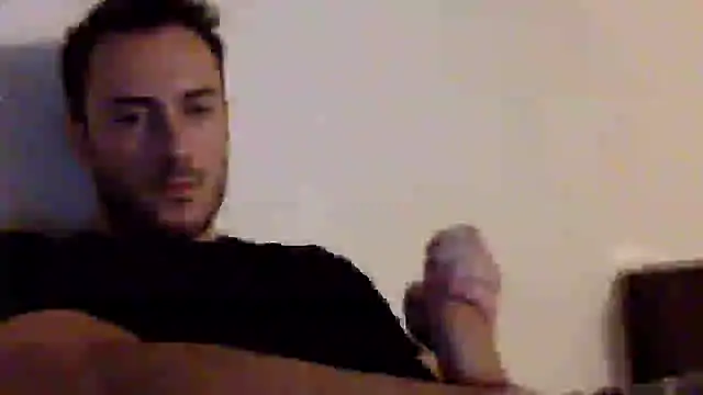 Snapshot of mainnrd chatting on 01-26-25, 10:35 mainnrd online show from 01-26-25, 10:35