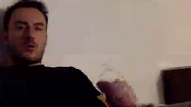 Snapshot of mainnrd chatting on 01-27-25, 01:37 mainnrd online show from 01-27-25, 01:37