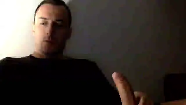 Snapshot of mainnrd chatting on 10-07-25, 10:40 mainnrd online show from 10-07-25, 10:40