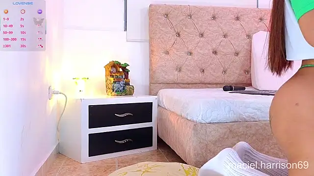 Snapshot of MacielHarrison chatting on 03-19-25, 12:15 MacielHarrison online show from 03-19-25, 12:15