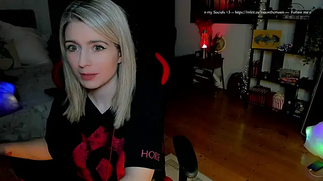 Lisaonthemoon online show from 02-11-26, 06:24