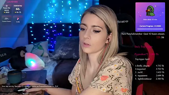 Lisaonthemoon online show from 04-26-26, 03:10