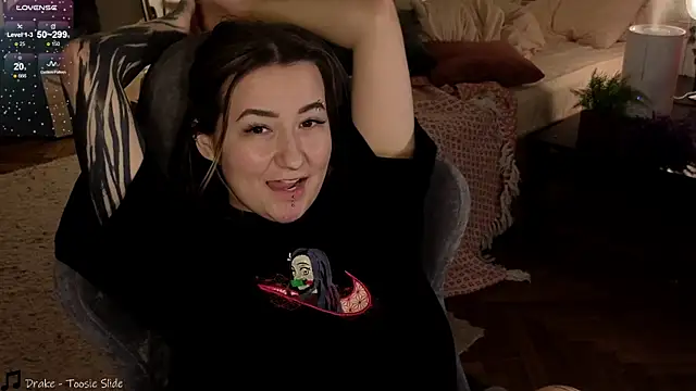 Snapshot of Megan__Hart chatting on 01-11-25, 05:41 Megan  Hart online show from 01-11-25, 05:41