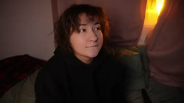 Megan  Hart online show from 04-26-26, 11:35