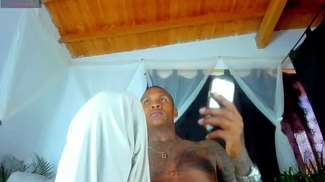 esteveen ortegas  online show from 11-08-25, 03:01