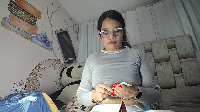 KEYRA-MILLER- online show from 02-14-26, 02:30