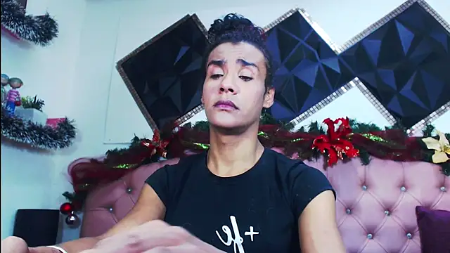 andrea safeira doll online show from 12-14-25, 01:44