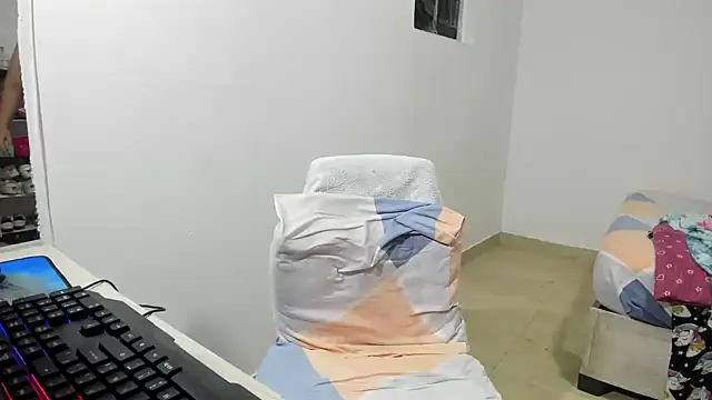 big small h0rny  online show from 03-06-26, 12:18