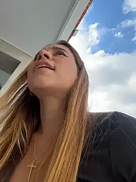 Lezy  online show from 12-13-25, 07:53