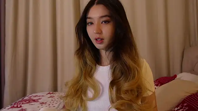 Sarasuo1 online show from 12-26-24, 12:38