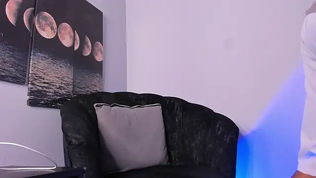 Snapshot of BRYXXXON1 chatting on 10-02-25, 02:35 BRYXXXON1 online show from 10-02-25, 02:35