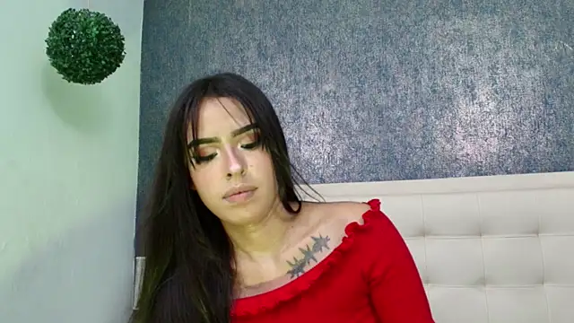 Cloeandtyfanny online show from 04-01-26, 01:39