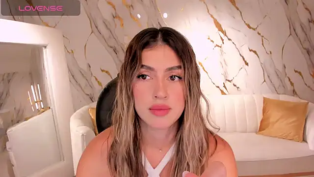 Snapshot of PaulinaSantos_ chatting on 03-05-25, 07:06 PaulinaSantos online show from 03-05-25, 07:06