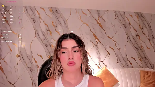 Snapshot of PaulinaSantos_ chatting on 03-19-25, 01:43 PaulinaSantos online show from 03-19-25, 01:43