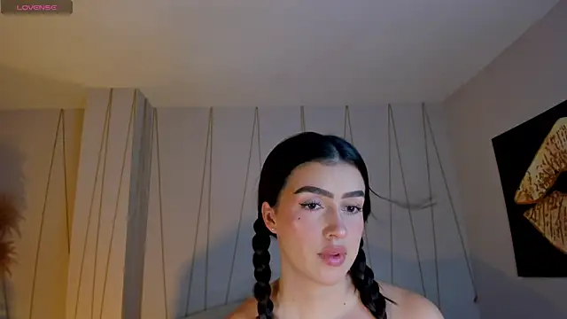PaulinaSantos  online show from 03-26-26, 08:03