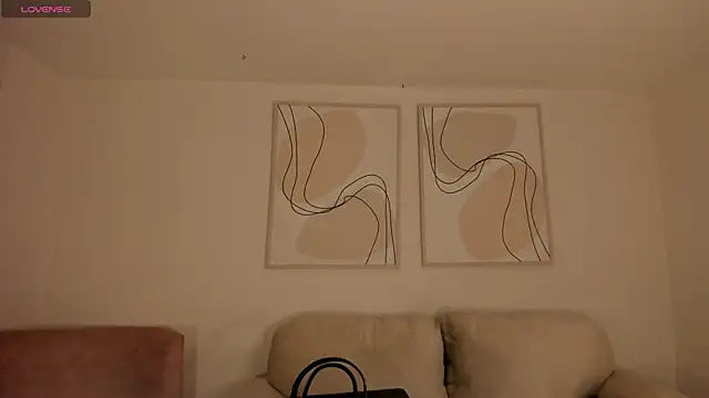 PaulinaSantos  online show from 07-25-26, 08:06