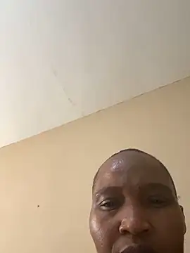 Amandious online show from 03-25-26, 06:08