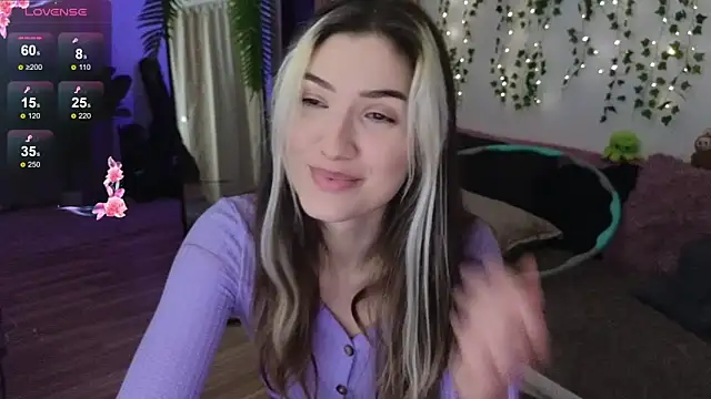 monikavenom online show from 09-30-25, 01:54