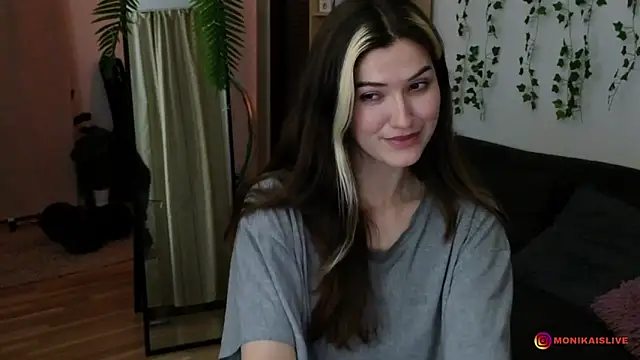 monikavenom online show from 04-06-26, 03:15