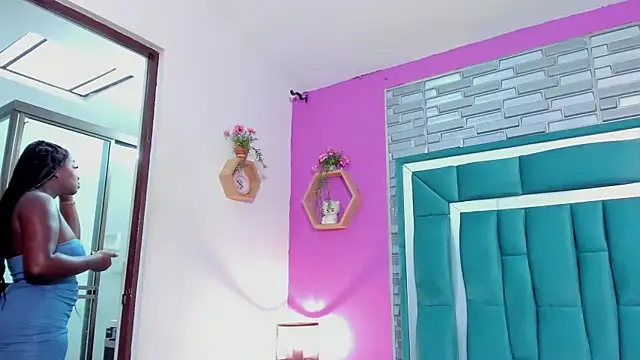 Snapshot of LORENSCOLLINS chatting on 09-09-25, 01:10 LORENSCOLLINS online show from 09-09-25, 01:10