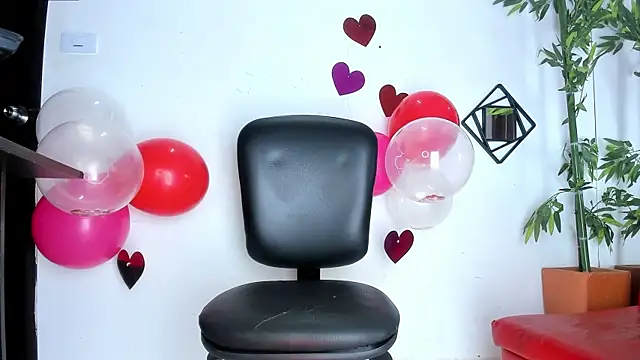 Maximo   online show from 02-19-25, 08:52