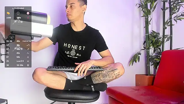 Maximo   online show from 03-01-25, 09:26