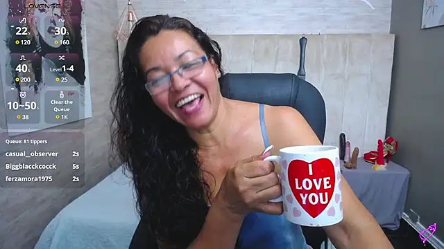 Snapshot of MaturePure chatting on 01-23-25, 02:33 MaturePure online show from 01-23-25, 02:33