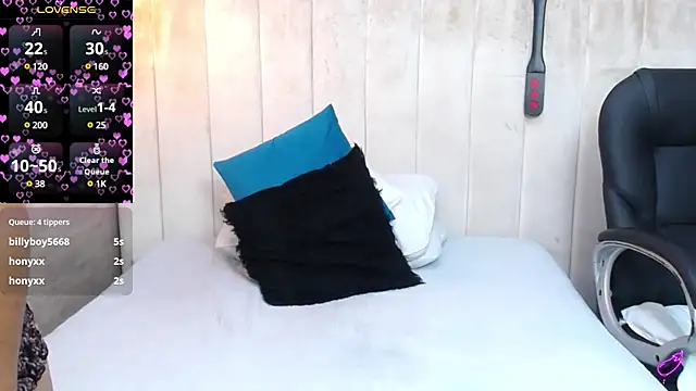 Snapshot of MaturePure chatting on 01-24-25, 12:20 MaturePure online show from 01-24-25, 12:20