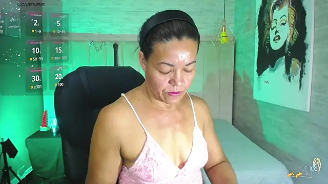 Snapshot of MaturePure chatting on 02-03-25, 07:31 MaturePure online show from 02-03-25, 07:31