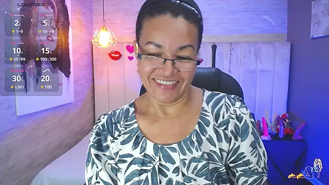 Snapshot of MaturePure chatting on 02-07-25, 09:26 MaturePure online show from 02-07-25, 09:26