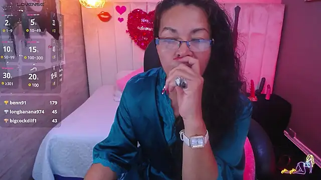 Snapshot of MaturePure chatting on 02-10-25, 12:41 MaturePure online show from 02-10-25, 12:41