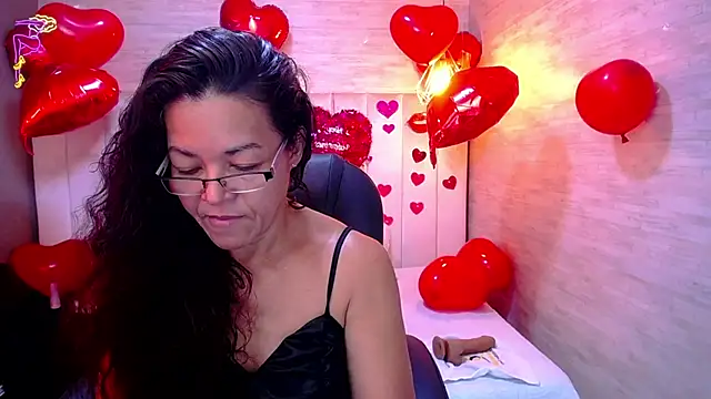 Snapshot of MaturePure chatting on 02-16-25, 09:16 MaturePure online show from 02-16-25, 09:16