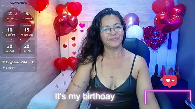 Snapshot of MaturePure chatting on 02-23-25, 01:02 MaturePure online show from 02-23-25, 01:02