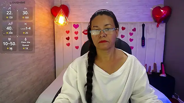 Snapshot of MaturePure chatting on 02-24-25, 06:04 MaturePure online show from 02-24-25, 06:04