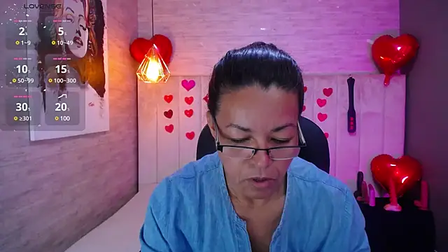 Snapshot of MaturePure chatting on 02-28-25, 06:41 MaturePure online show from 02-28-25, 06:41