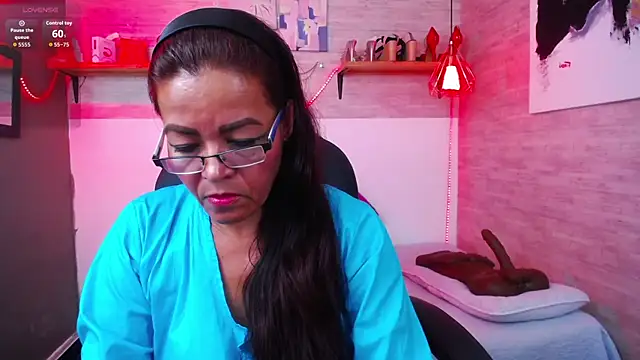 Snapshot of MaturePure chatting on 09-10-25, 05:46 MaturePure online show from 09-10-25, 05:46