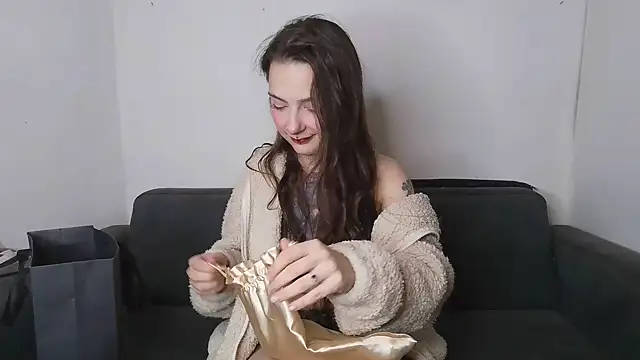mamiedonuts online show from 11-05-25, 07:03