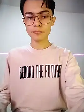 Dmitri Aksnes online show from 11-15-25, 09:00