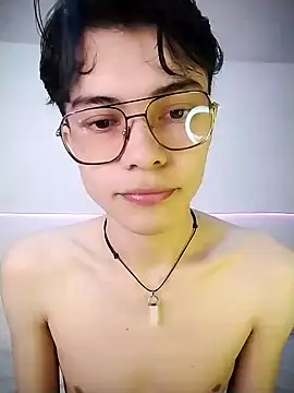 Dmitri Aksnes online show from 12-01-25, 08:36