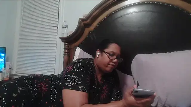 ebonyred online show from 02-24-26, 02:20