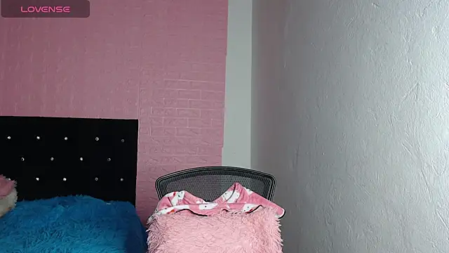Lolitta xxx online show from 01-14-25, 06:24