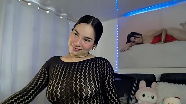 Snapshot of Lolitta_xxx chatting on 06-06-26, 09:30 Lolitta xxx online show from 06-06-26, 09:30