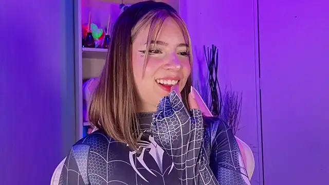 EmilyMiller  online show from 02-28-26, 04:19