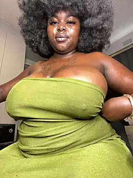 Honeycoco0211 online show from 04-12-26, 07:35