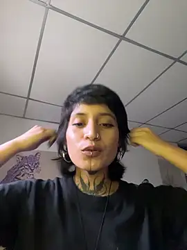 Snapshot of _Apola_77 chatting on 06-24-26, 10:20 Apola 77 online show from 06-24-26, 10:20