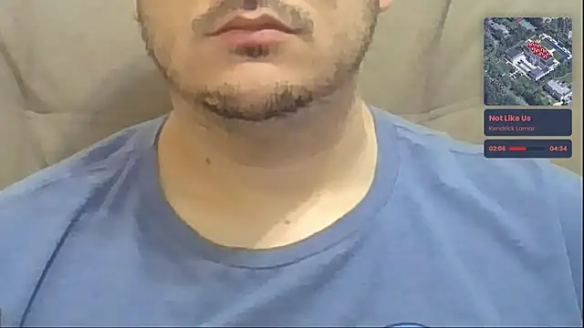 Snapshot of ShiitakeBR chatting on 03-10-25, 04:35 ShiitakeBR online show from 03-10-25, 04:35