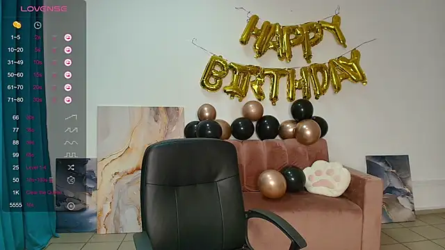 ElmiraPowers online show from 11-26-25, 12:39