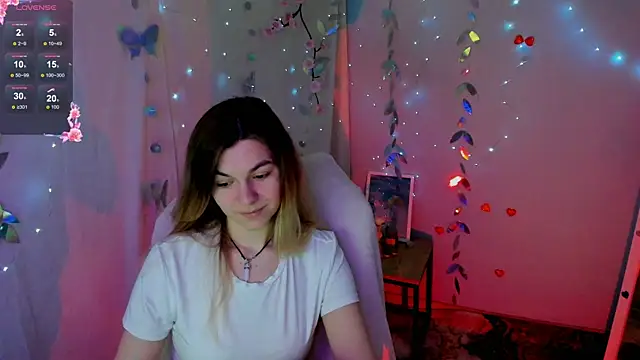 Sweet me  online show from 04-24-26, 05:43