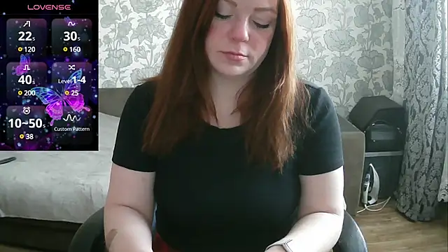 Snapshot of Sabrina_Poison chatting on 03-23-25, 06:58 Sabrina Poison online show from 03-23-25, 06:58