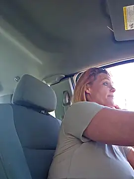 Snapshot of Dixiefaye_Pika chatting on 03-18-25, 05:10 Dixiefaye Pika online show from 03-18-25, 05:10